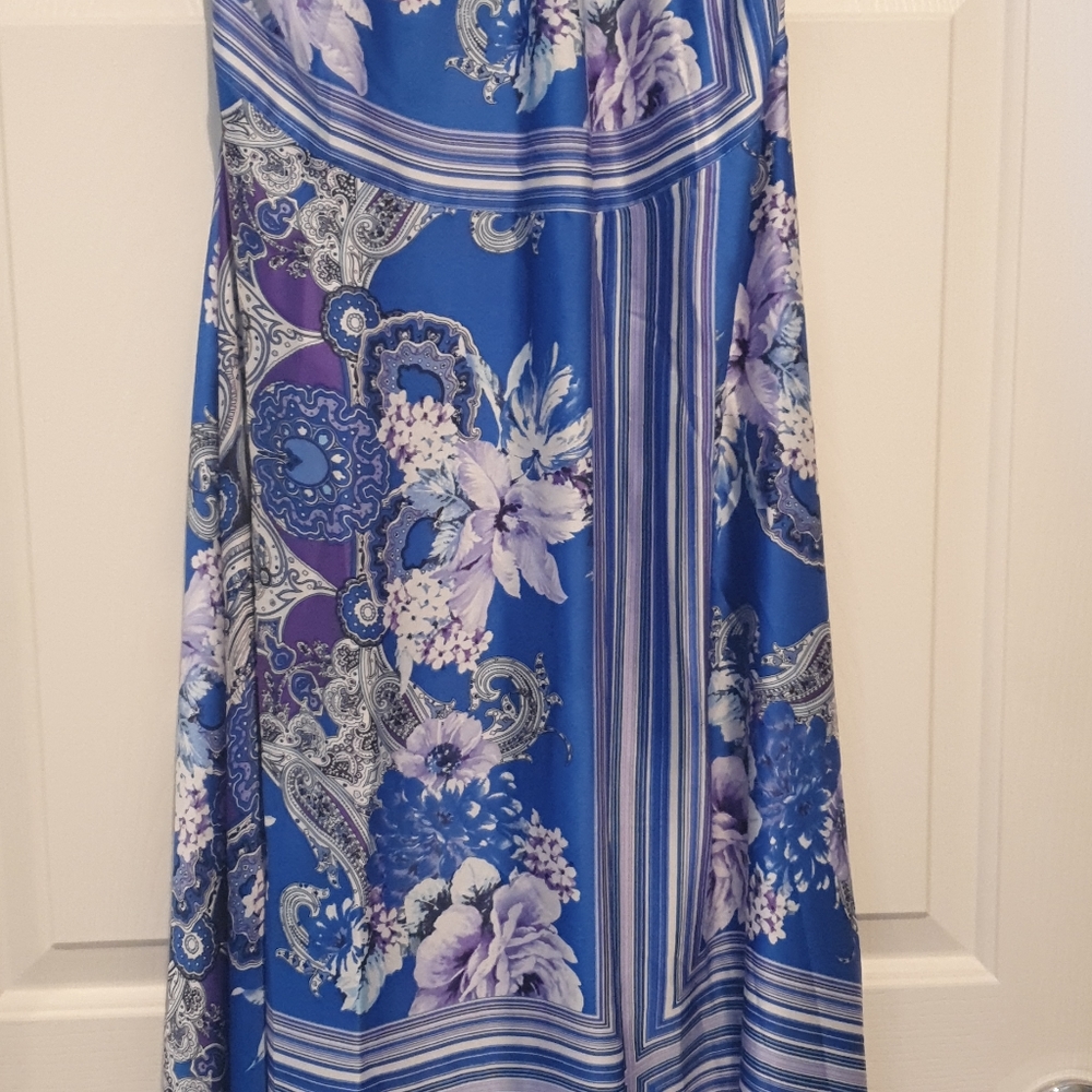 Lulu's Maxi! - Picture 3 of 7